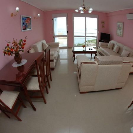Erti'S Apartments Sarande Exterior photo