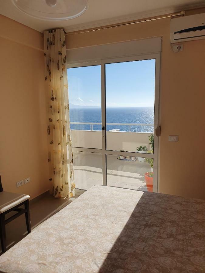 Erti'S Apartments Sarande Exterior photo