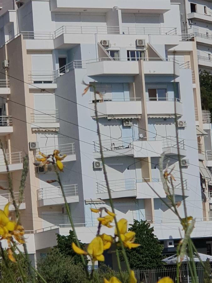 Erti'S Apartments Sarande Exterior photo